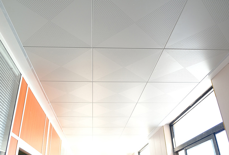 Aluminum gusset ceiling (16)