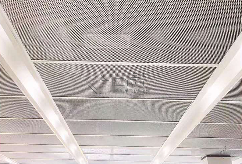 Aluminum veneer curtain wall (24)
