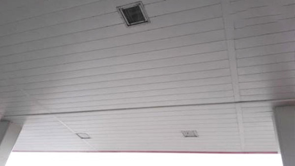 What is the difference between the aluminum strip buckle used in the ceiling of a gas station and the aluminum strip buckle of normal specifications