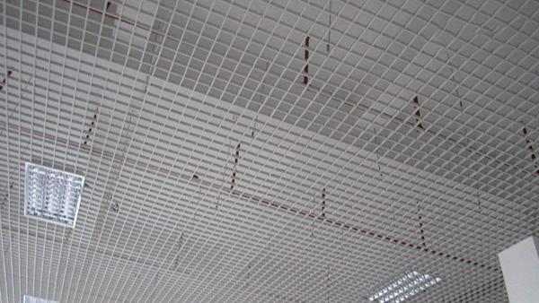 Grille aluminum ceiling manufacturers mainly based on what factors to determine the quotation of aluminum grille?