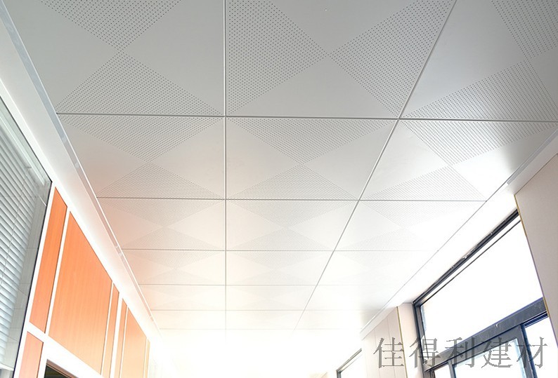Aluminum gusset ceiling (16)