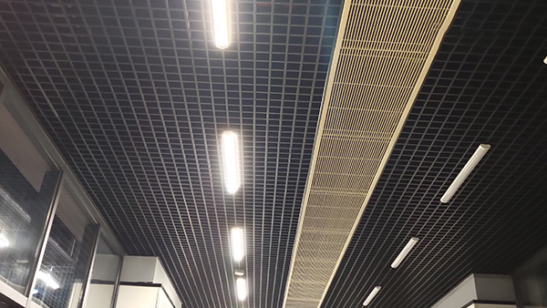 Aluminum gusset ceiling | aluminum square ceiling | aluminum grille ceiling | aluminum strip gusset ceiling | aluminum veneer curtain wall manufacturer-Foshan Kaime ceiling curtain wall-page 27应用在地铁工程中有什么闪光点