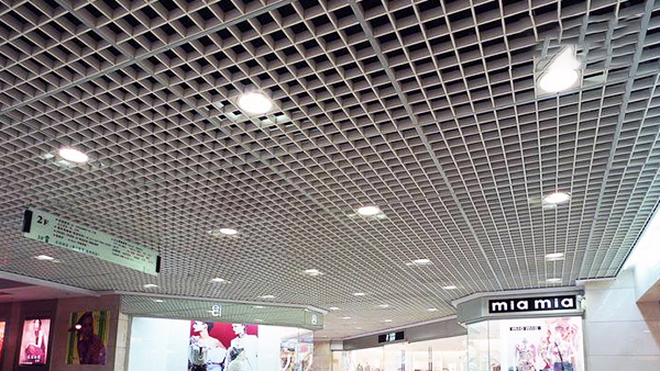 大型购物商场Aluminum gusset ceiling | aluminum square ceiling | aluminum grille ceiling | aluminum strip gusset ceiling | aluminum veneer curtain wall manufacturer-Foshan Kaime ceiling curtain wall-page 43多少钱一平？