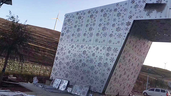high quality aluminum veneer curtain wall details pay attention to what?