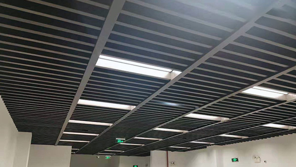 车站Aluminum gusset ceiling | aluminum square ceiling | aluminum grille ceiling | aluminum strip gusset ceiling | aluminum veneer curtain wall manufacturer-Foshan Kaime ceiling curtain wall-page 68天花间距节点效果图