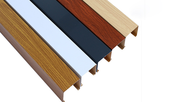 使用黑白灰颜色Aluminum gusset ceiling | aluminum square ceiling | aluminum grille ceiling | aluminum gusset ceiling | aluminum veneer curtain wall manufacturer-Foshan kaimai ceiling curtain wall-page 105天花美的bling bling bling