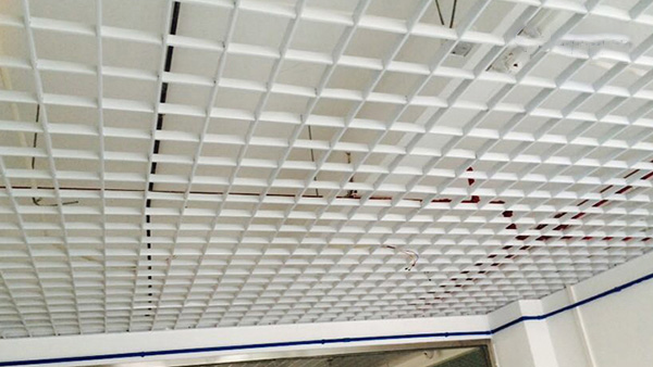 Aluminum gusset ceiling | aluminum square ceiling | aluminum grille ceiling | aluminum gusset ceiling | aluminum veneer curtain wall manufacturer-Foshan kaimai ceiling curtain wall-page 72厂家讲讲大型商场吊顶怎么装？