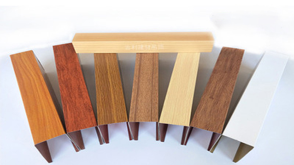 Aluminum square ceiling wood grain aluminum square arc shape aluminum square kaimai aluminum square ceiling (1)